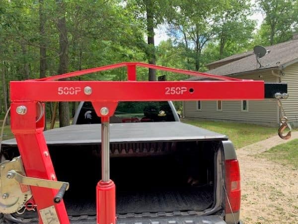 truck crane showing rating pin locations
